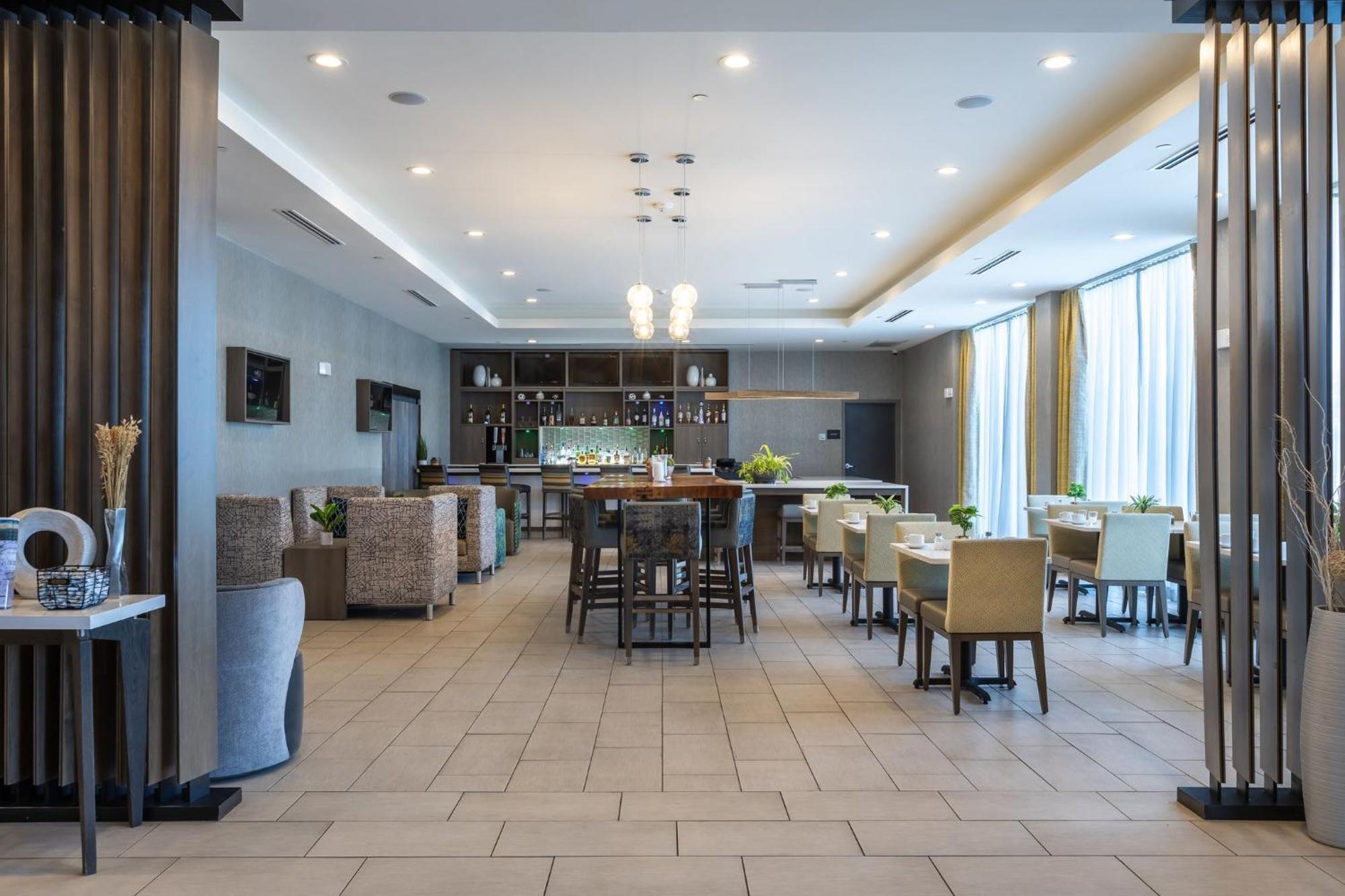 Holiday Inn Greenville - Woodruff Road By Ihg Ngoại thất bức ảnh